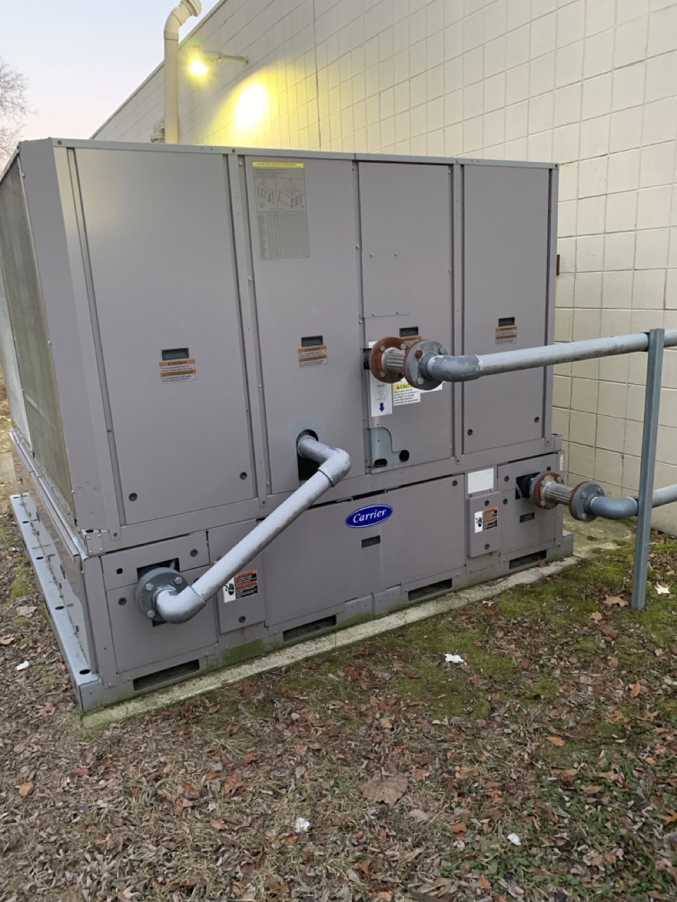 Carrier 30RAN045 Air-Cooled Chiller, 2009 - Image 3