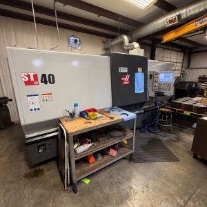 Haas ST-40 CNC Lathe, 2022 - Extra Performance Package, VPS, Chip Auger