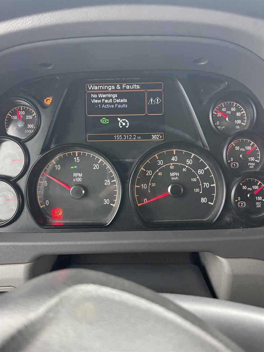 Peterbilt 567 Sleeper Truck, 2016 - Image 3