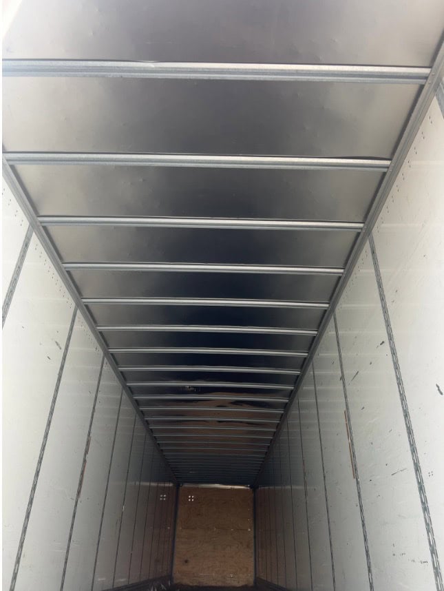 Vanguard 53' Dry Van Trailer, 2018 - Air Ride, Swing Doors - Image 15