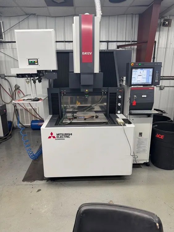Mitsubishi EA12V Sinker EDM, 2016 - Tool Changer, C Axis - Image 2