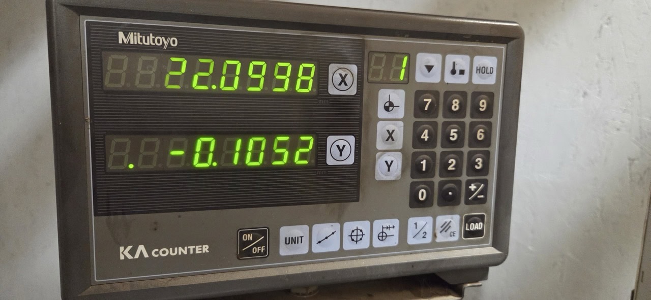 100" Clausing Colchester 21 Gap Bed Lathe, 1982 - Tailstock, DRO, Steady-Rest, Taper, Aloris Tool Post - Image 4