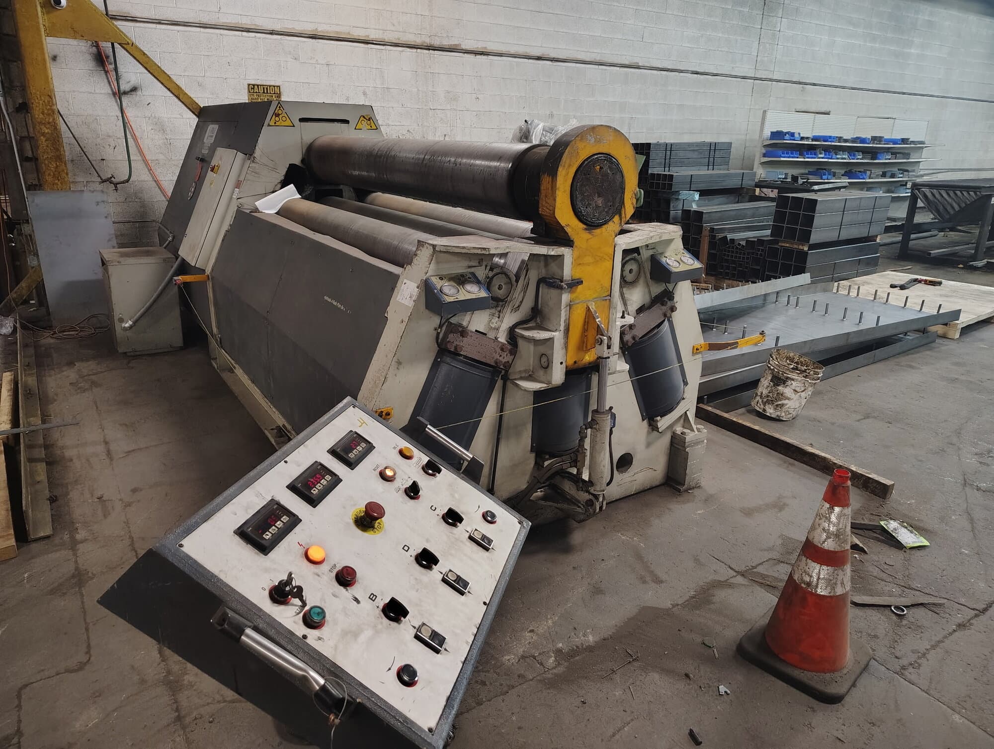 3/4″ x 8′ Virli Cole-Tuve 4RS-8-320 Hydraulic 4 Roll Plate, 2010 – Hydraulic Drop End - Image 3