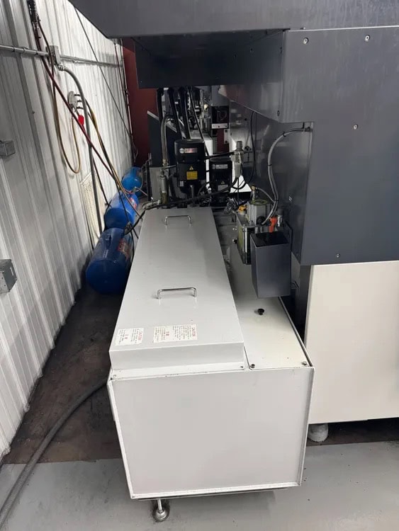 Mitsubishi EA12V Sinker EDM, 2016 - Tool Changer, C Axis - Image 4