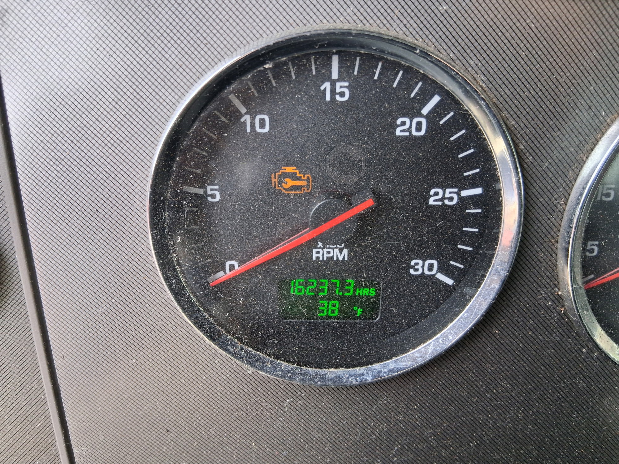 Kenworth T270 Vacuum Truck, 2012 – Paccar PX-6 280HP | Allison Auto | 2,500 Gal Tank | NVE 607 380 CFM - Image 3