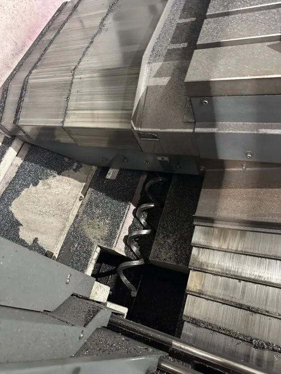 YCM NSV 102A VMC, 2012 - Chip Auger - Image 7