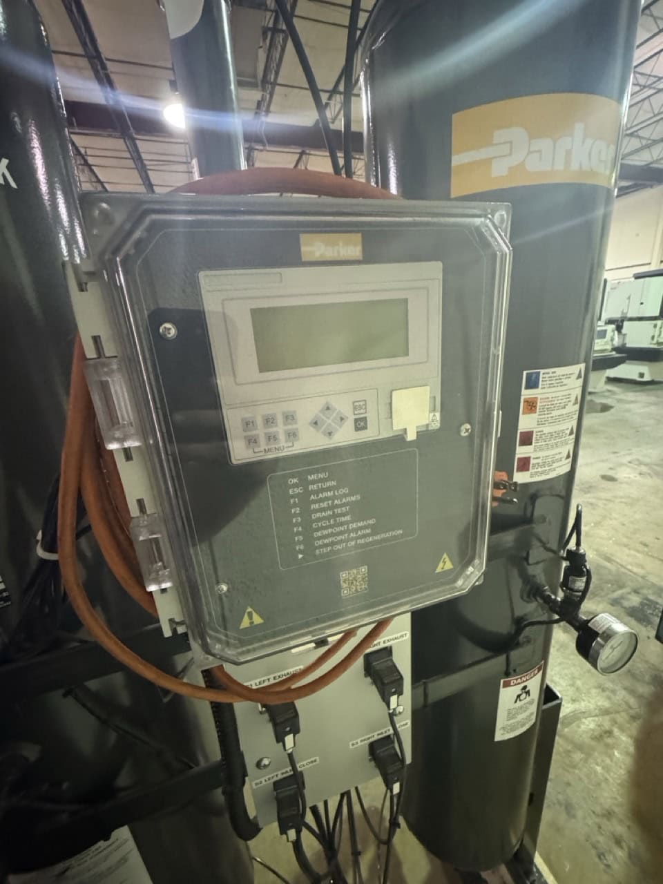 75 HP Quincy QOFT-75V Oil Free Compressor w/ Parker Airtek Dryer, 2023 - 978 Hours, Air Tank Included - Image 6