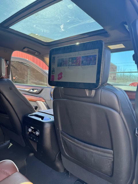 2023 GMC Yukon Denali Ultimate – 6.2L V8 | 4WD - Image 19
