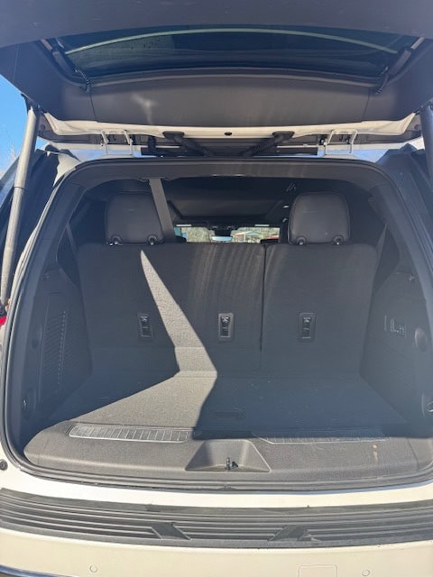 2023 GMC Yukon Denali Ultimate – 6.2L V8 | 4WD - Image 20