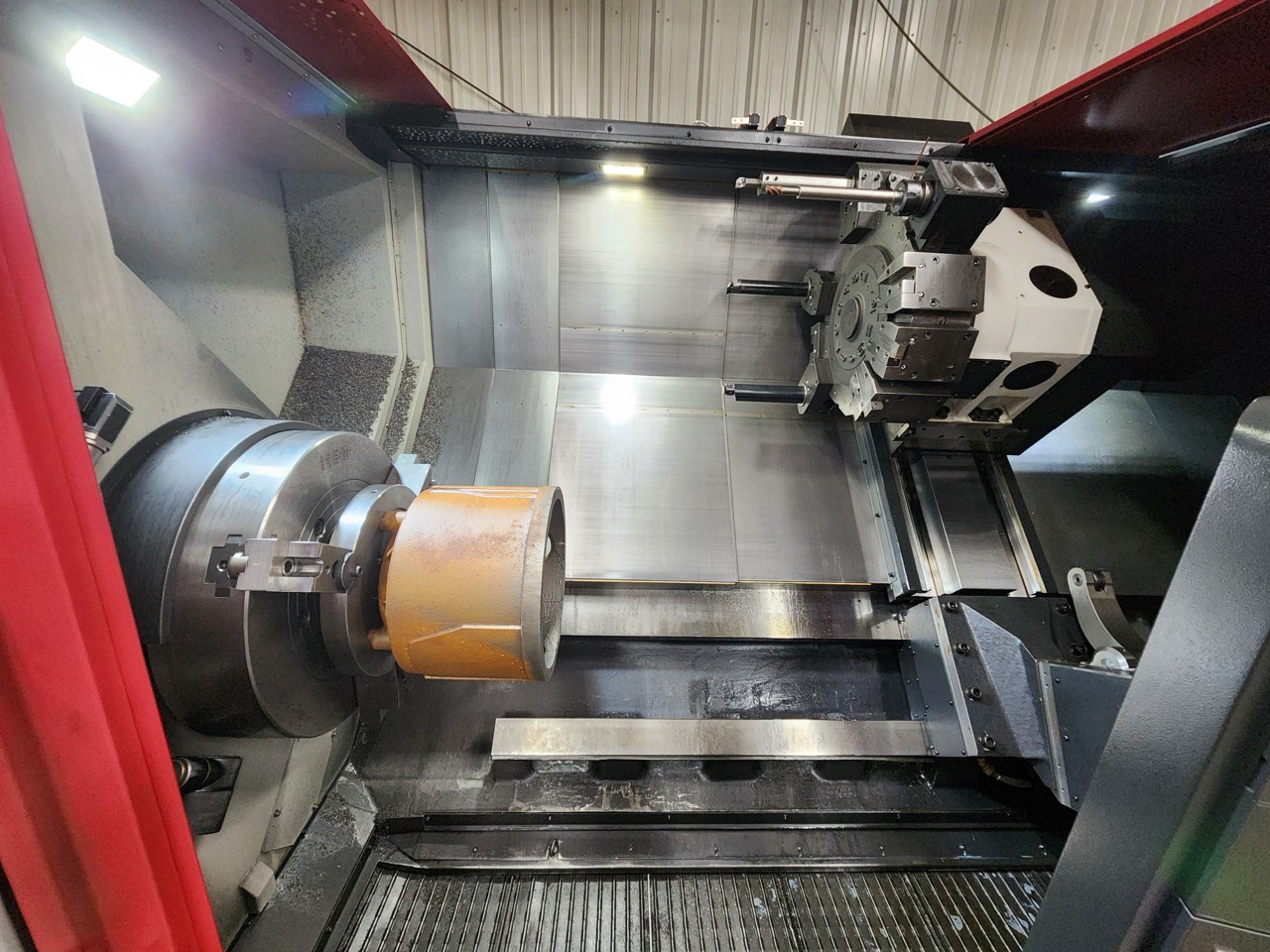 Smart NL6000LM CNC Lathe, 2023 - 24" Chuck, Live Tooling, Tailstock, Steady Rest, Box Ways, Chip Conveyor - Image 5