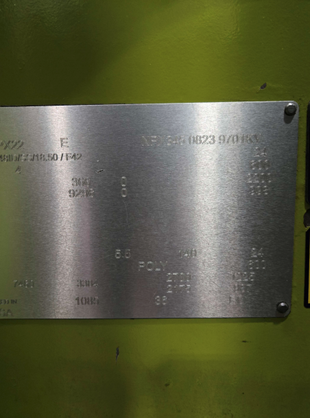 Clark NPR22 Narrow Aisle Reach Forklift, 2020 - 4,500 LB Capacity, 36V Electric, Stand-Up Rider, Triple Mast (1) - Image 3