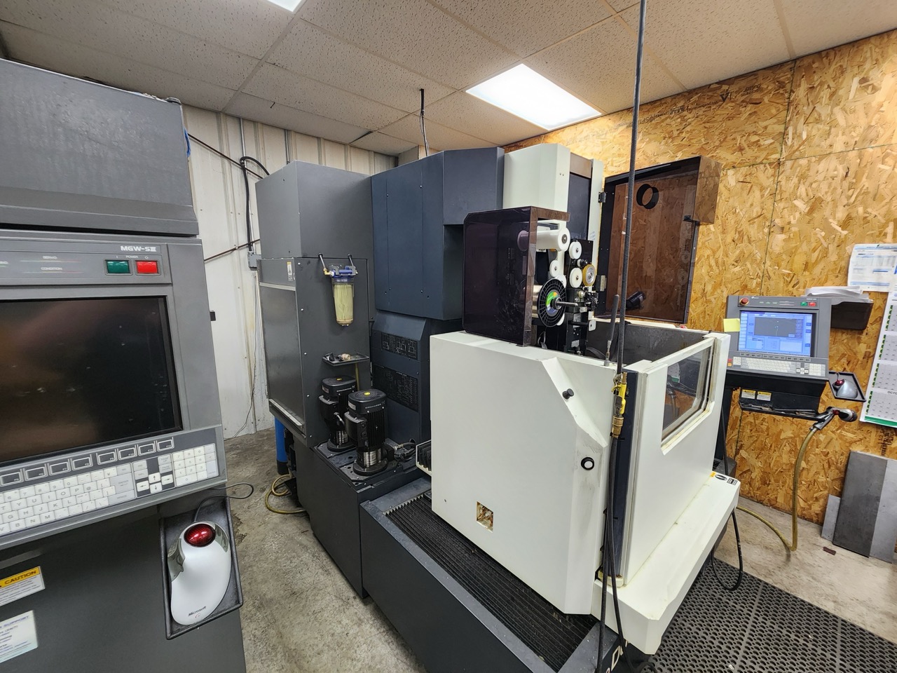 Makino Duo 43 CNC Wire EDM, 2011 - Image 3