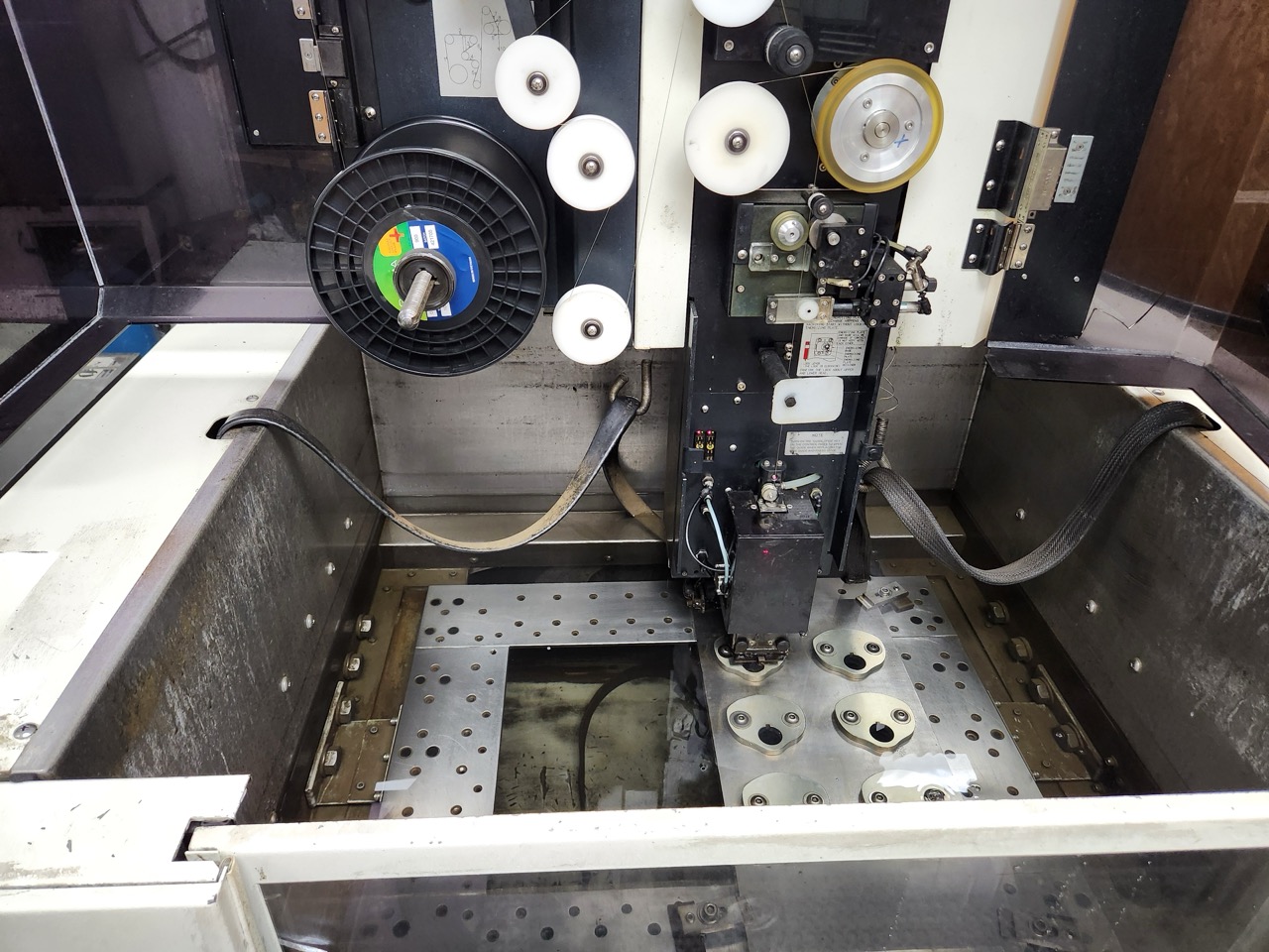 Makino Duo 43 CNC Wire EDM, 2011 - Image 4