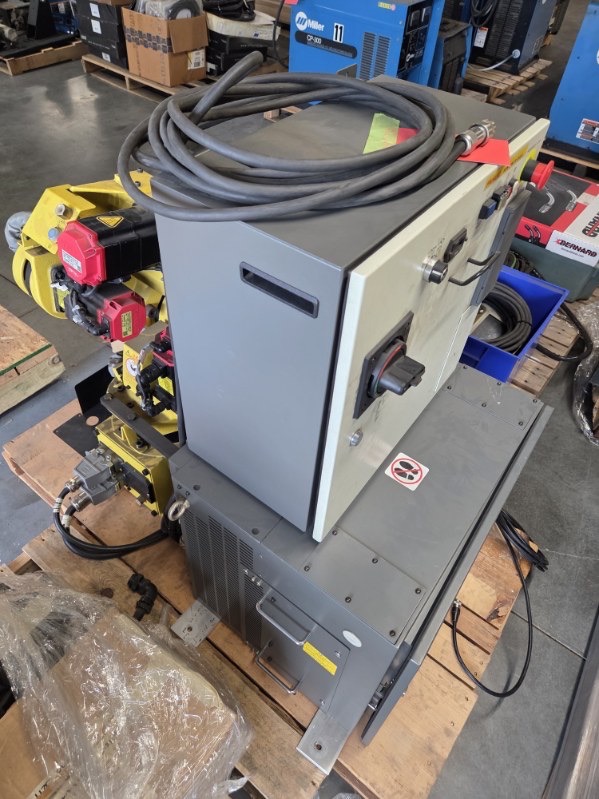 Fanuc ARC Mate 100iB/6S 1215-B811 Robotic Welding System, 2007 - Image 8