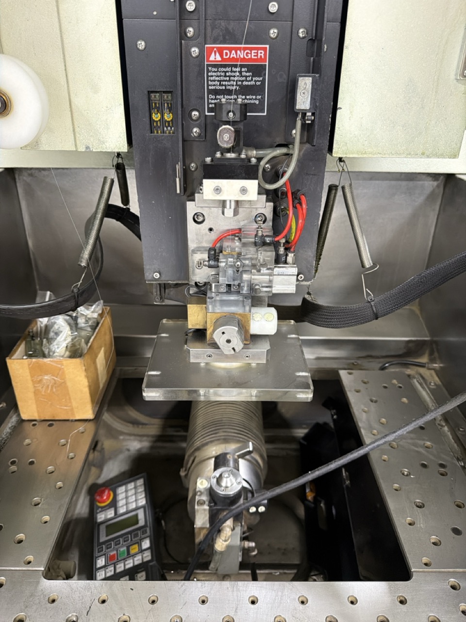 Makino U3 Cnc Wire Edm Electrical Discharge Machine, 2014 - Image 4