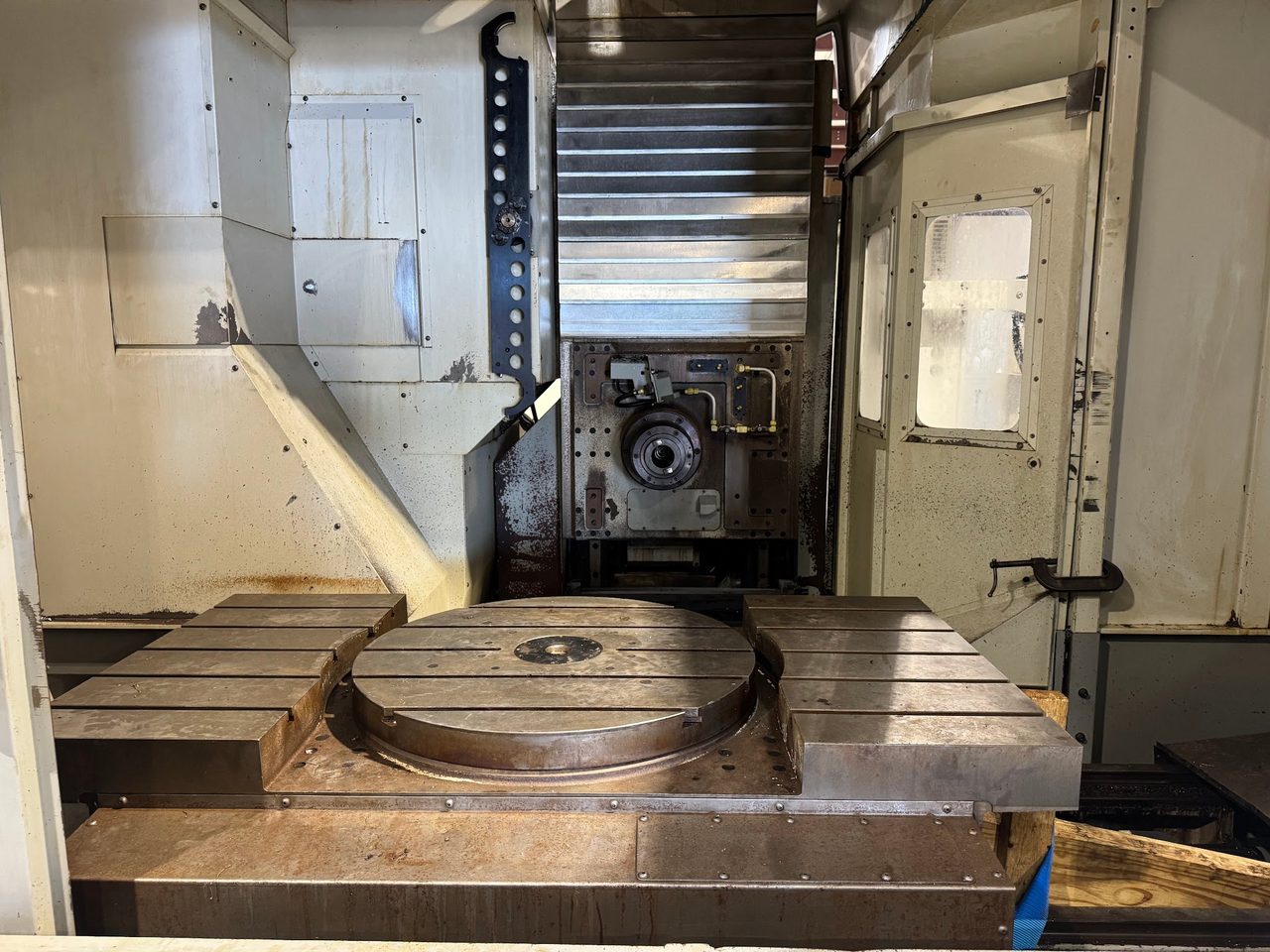 Haas EC-1600-4X CNC HMC, 2007 - Full 4th-Axis, CAT 50, TSC, Chip Conveyor