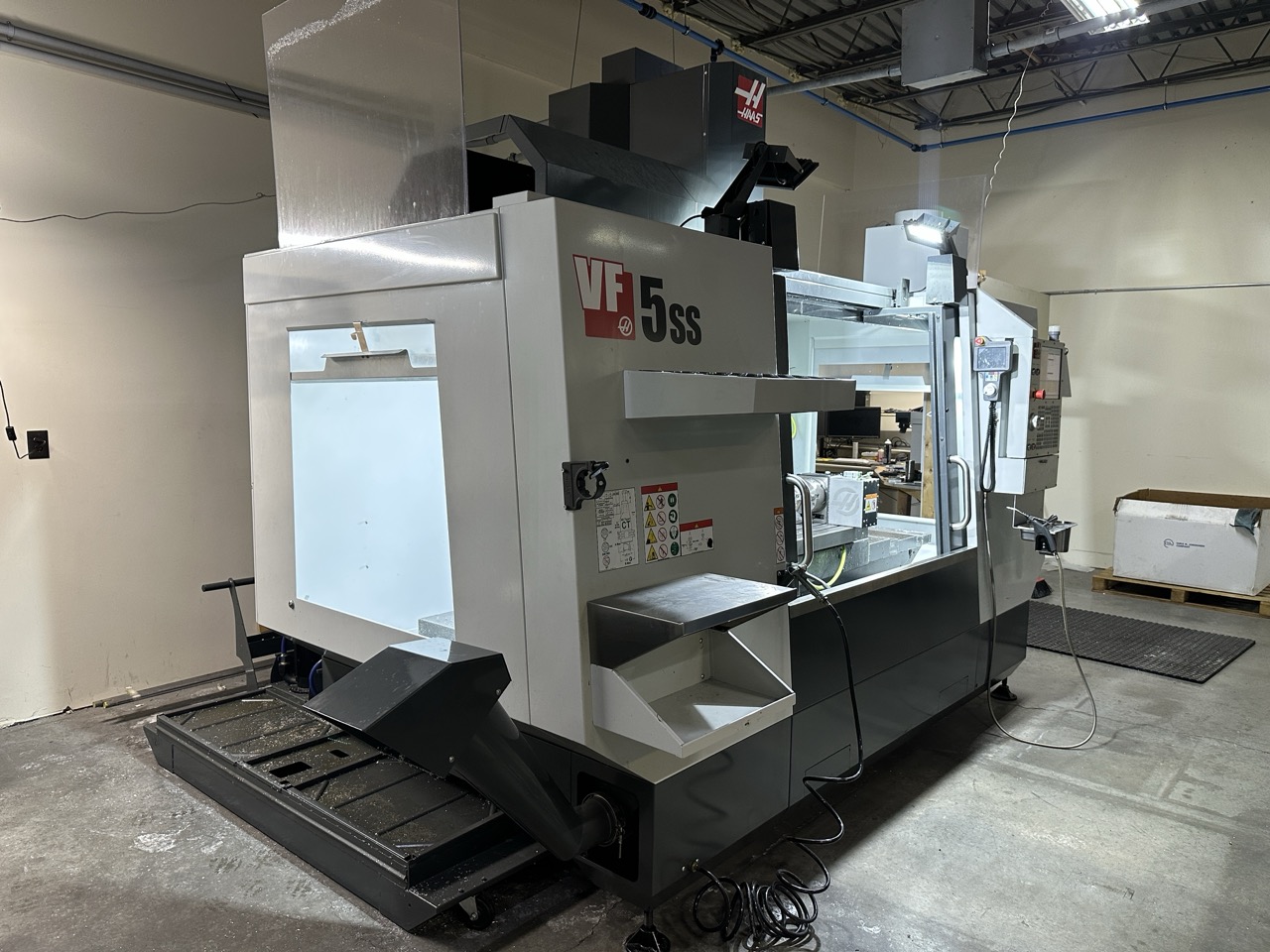 Haas VF-5SS 5 Axis VMC, 2021 - WIPS, Haas Rotary - Image 2