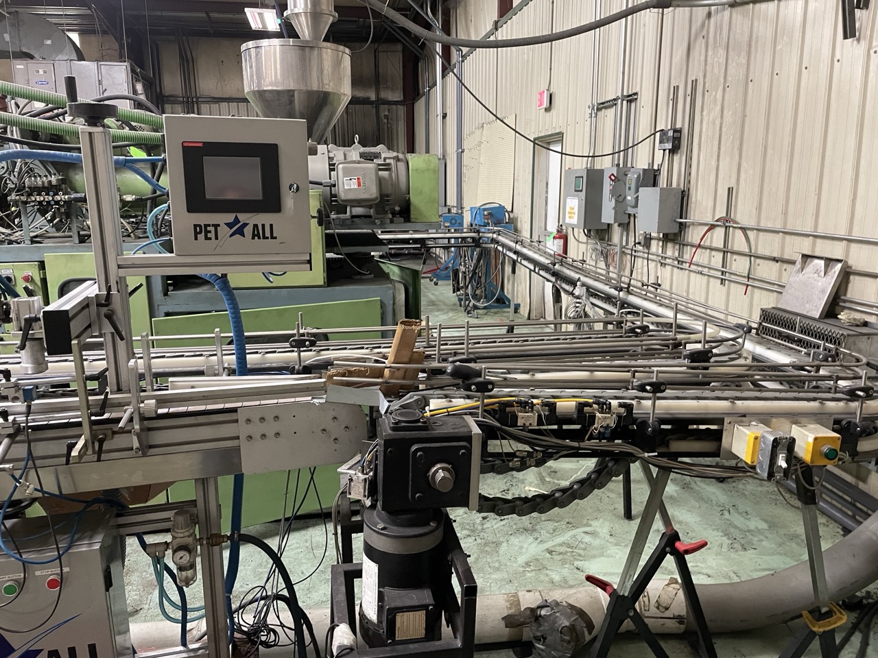 CMP 2000/DH/2 Extrusion Blow Molder, 2015 - Includes Leak Detector, Product Conveyor and Drive System - Image 2