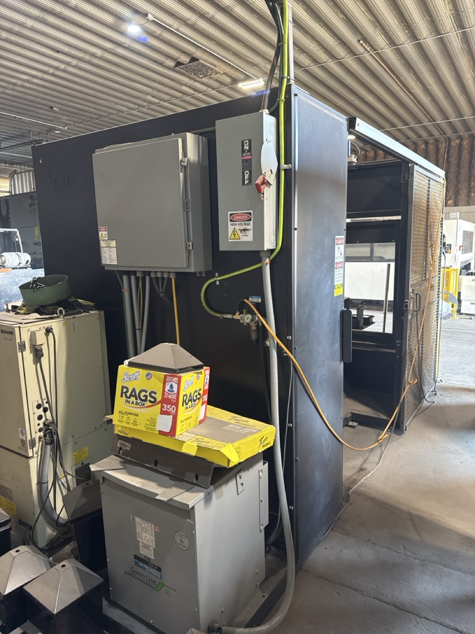Miller PA350S Robotic Welding Workcell, 2013 - Image 3