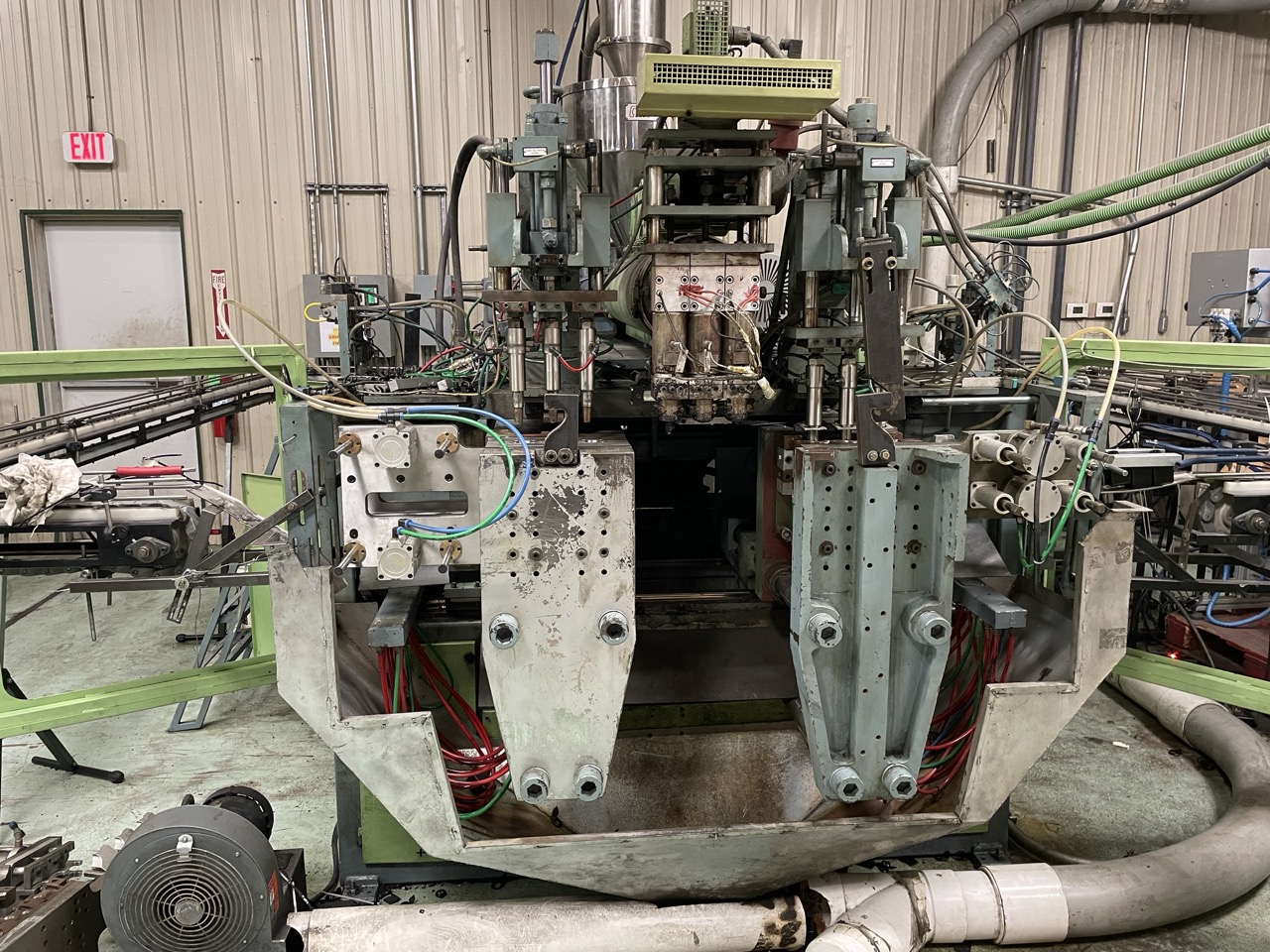 CMP 2000/DH/2 Extrusion Blow Molder, 2015 - Includes Leak Detector, Product Conveyor and Drive System - Image 3