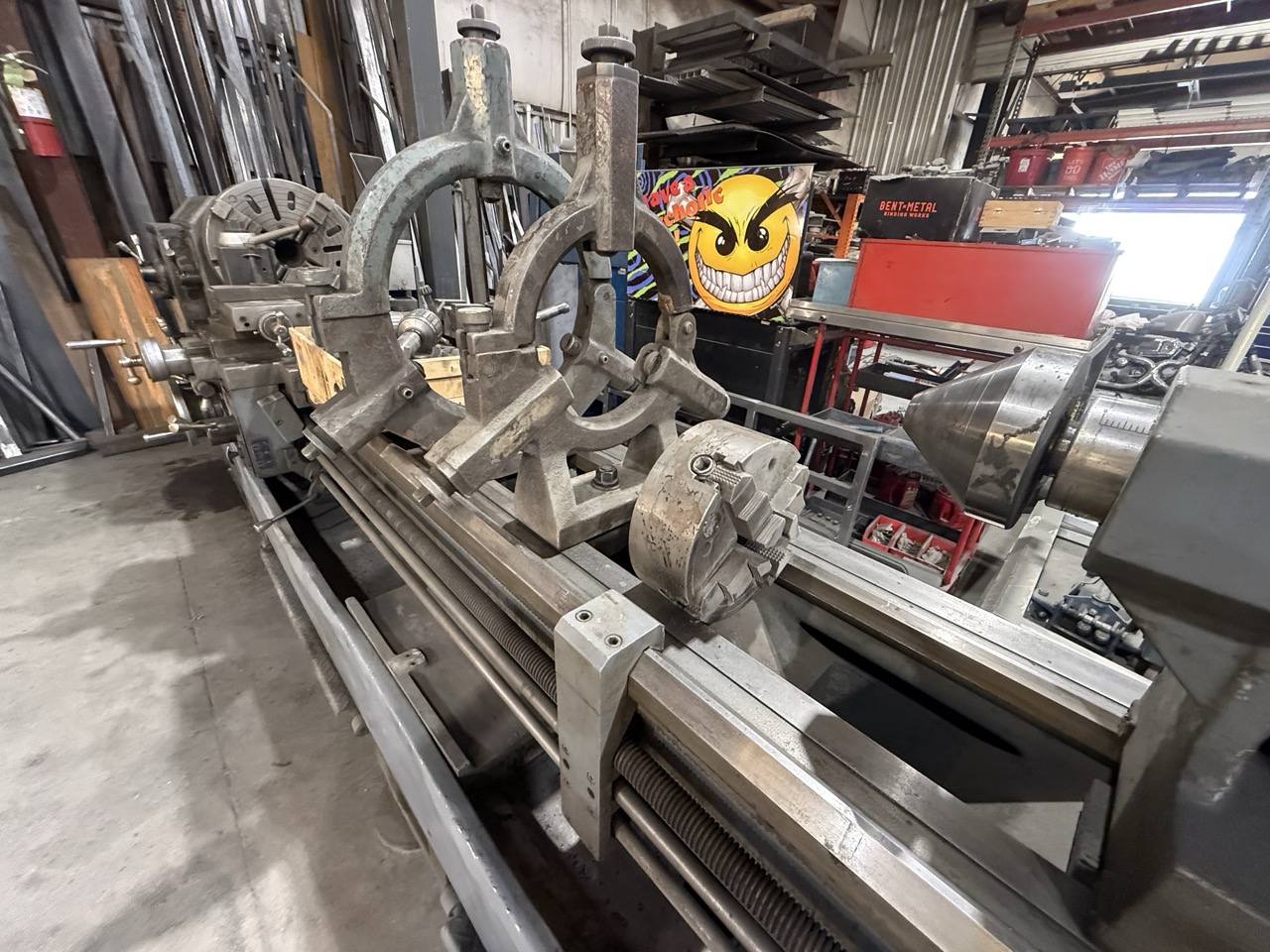 23" x 118" TUDA Tudormax Engine Lathe - with Tooling - Image 4