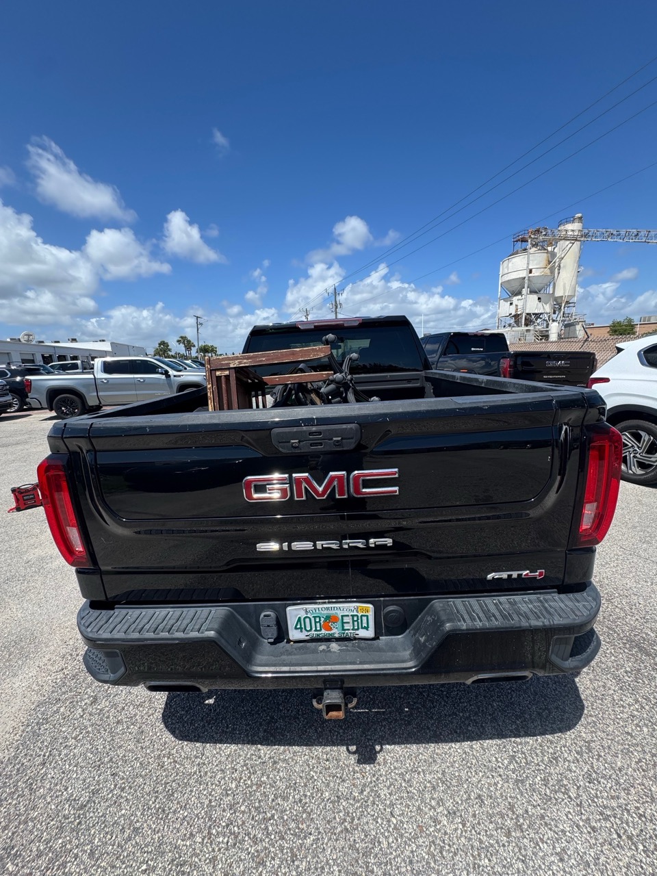 GMC Sierra 1500 AT4 4x4 Crew Cab Pickup, 2021 - 6.2L V8 - Image 3
