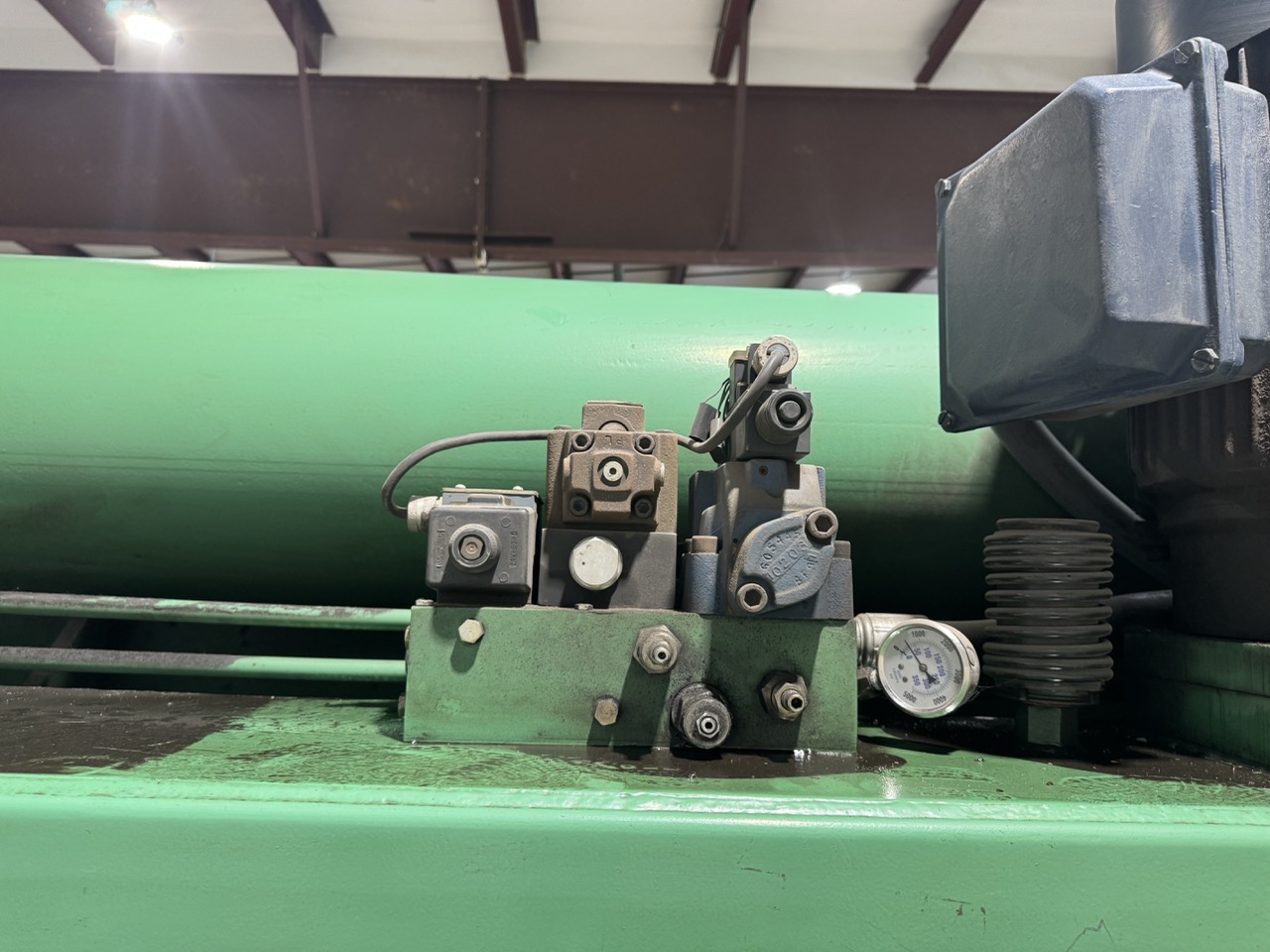 1/2" x 12' Accurshear 650012 Hydraulic Power Squaring Shear 2004 - Image 10