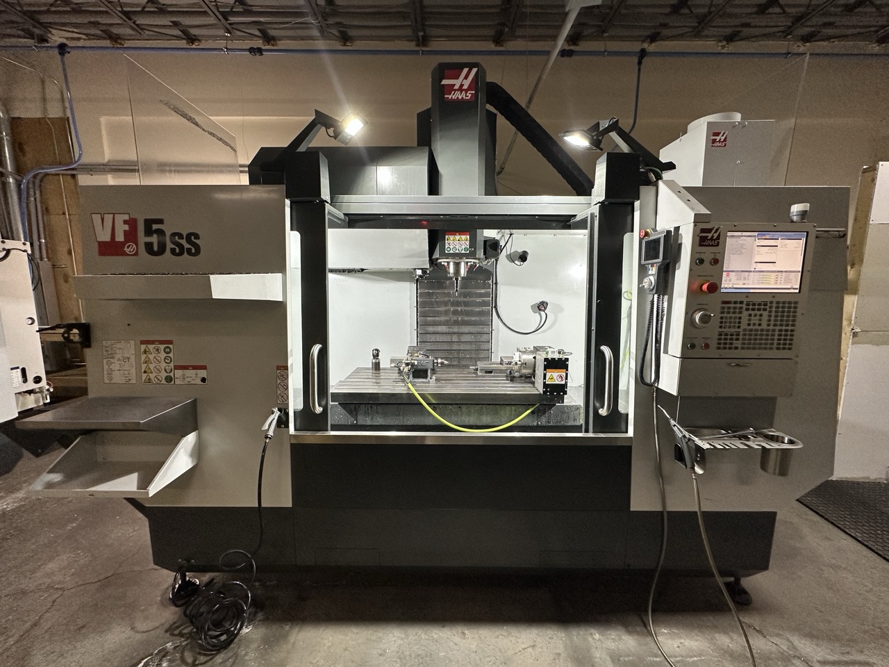 Haas VF-5SS 5 Axis VMC, 2021 - WIPS, Haas Rotary
