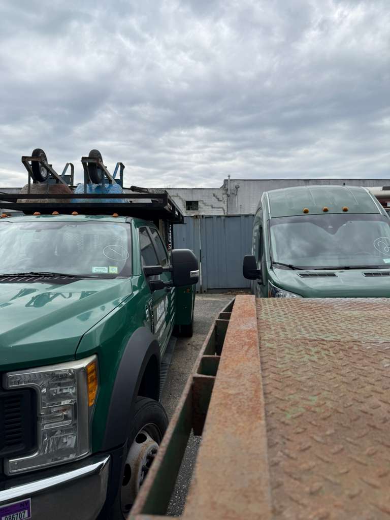 Ford F-450 Utility Truck, 2017 - 6.7L Power Stroke Diesel, Service Body, Dual Rear Wheel, Crew Cab, - Image 10