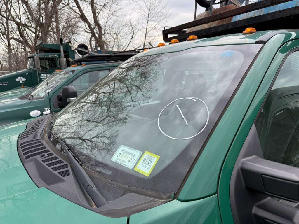 Ford F-450 Utility Truck, 2017 - 6.7L Power Stroke Diesel, Service Body, Dual Rear Wheel, Crew Cab, - Image 14