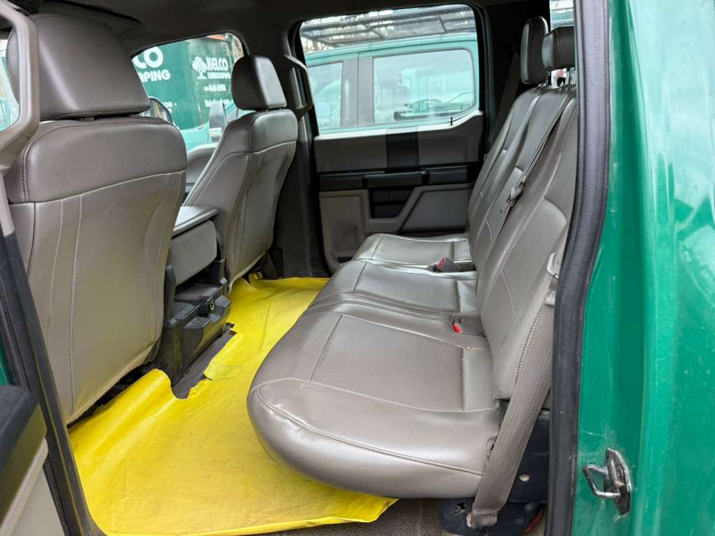 Ford F-450 Utility Truck, 2017 - 6.7L Power Stroke Diesel, Service Body, Dual Rear Wheel, Crew Cab, - Image 17