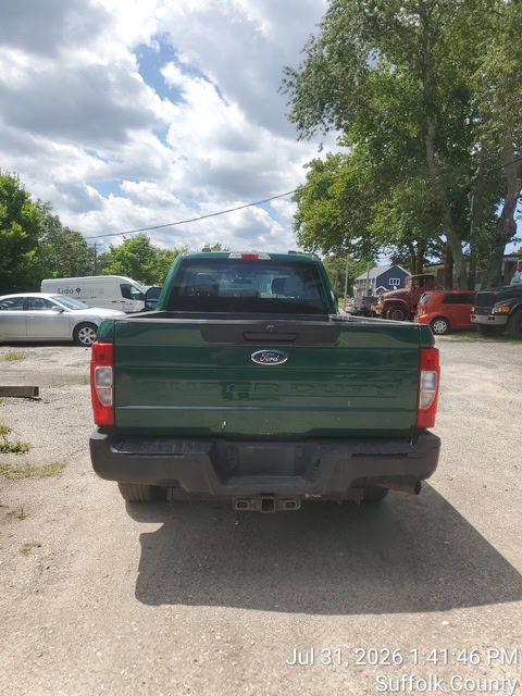 Ford F-250 Super Duty Pickup Truck, 2022 - 4x4, Crew Cab, Heavy-Duty Work Truck - Image 4
