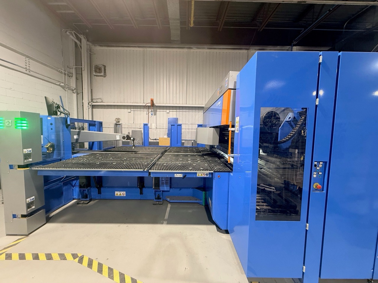 Prima BCe Smart 2220 Servo-electric Bending Cell, 2020 - ATC, Brush Table, Loading System - Image 3