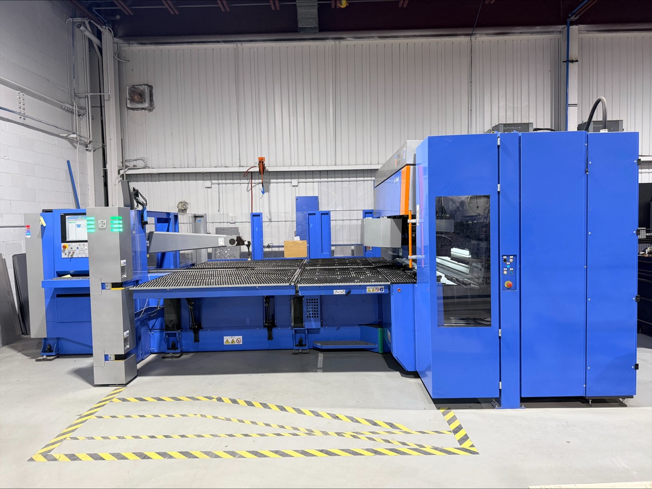 Prima BCe Smart 2220 Servo-electric Bending Cell, 2020 - ATC, Brush Table, Loading System - Image 9