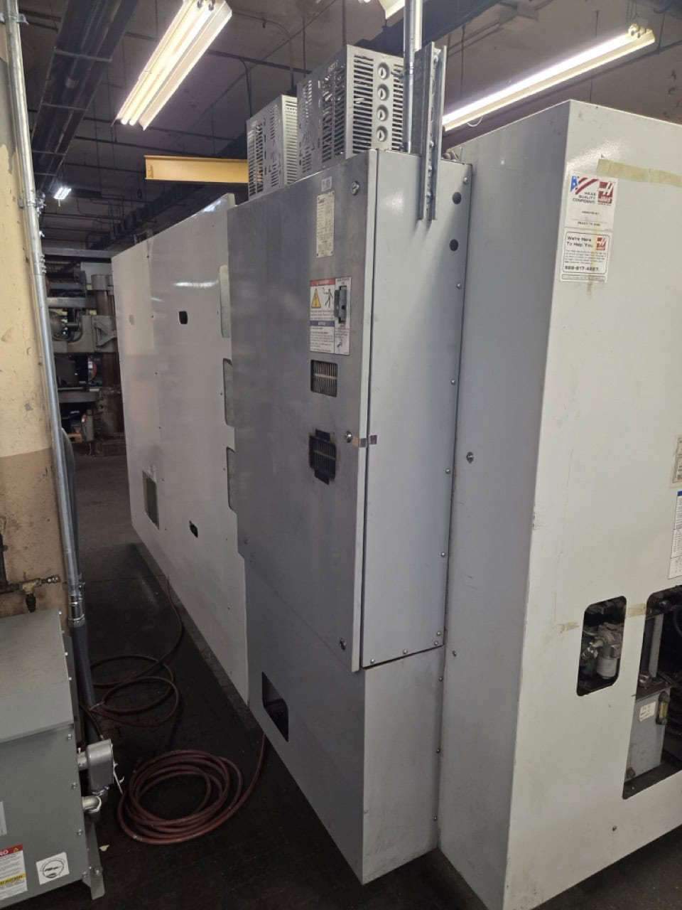 Haas SL‑40BB CNC Lathe, 2009 – 24″ Chuck, 4.5" Bar Cap, Tailstock - Image 10