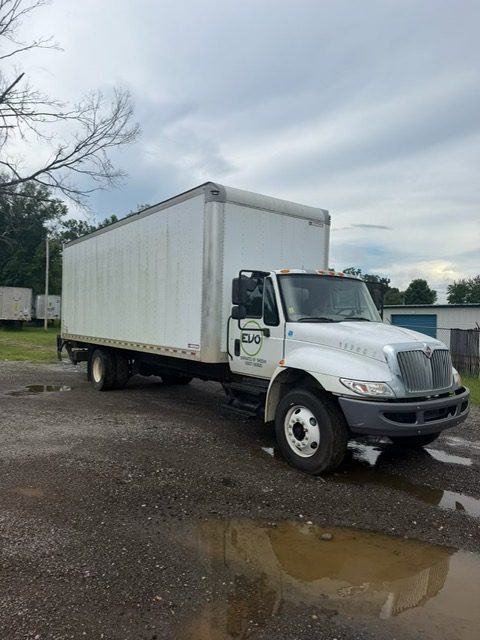 International 4300 Medium-Duty Straight Truck, 2018 – 24' Box Truck, Cummins Diesel, Allison Automatic - Image 3