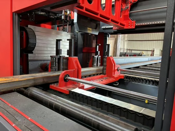 Akyapak 3ADM 1200 3-Spindle 10-Axis CNC Drilling Line, 2025 - 51" x 23" AST1300 Double Miter Bandsaw, Chip Conveyor, Transfer Tables - Image 2