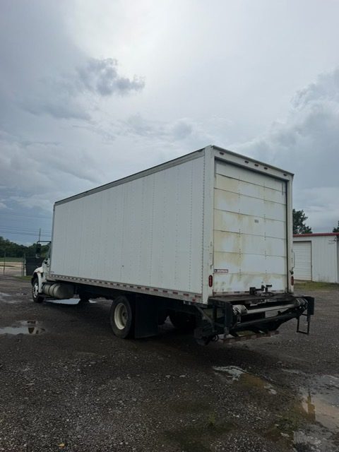 International 4300 Medium-Duty Straight Truck, 2018 – 24' Box Truck, Cummins Diesel, Allison Automatic - Image 4