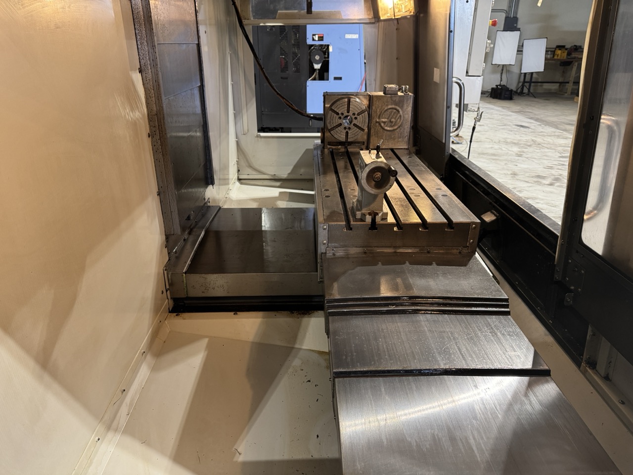 Haas VF-3SS CNC VMC, 2011 - 4 axis, Haas HRT-210 Rotary Table - Image 7