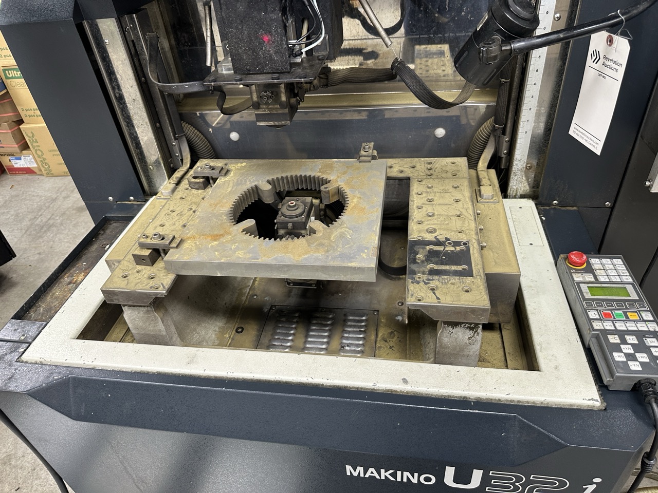 Makino U32J CNC Wire EDM, 2013 - Image 13