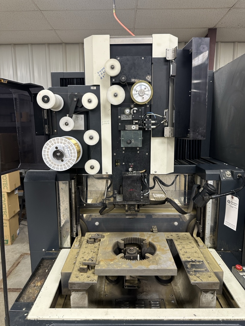 Makino U32J CNC Wire EDM, 2013 - Image 14
