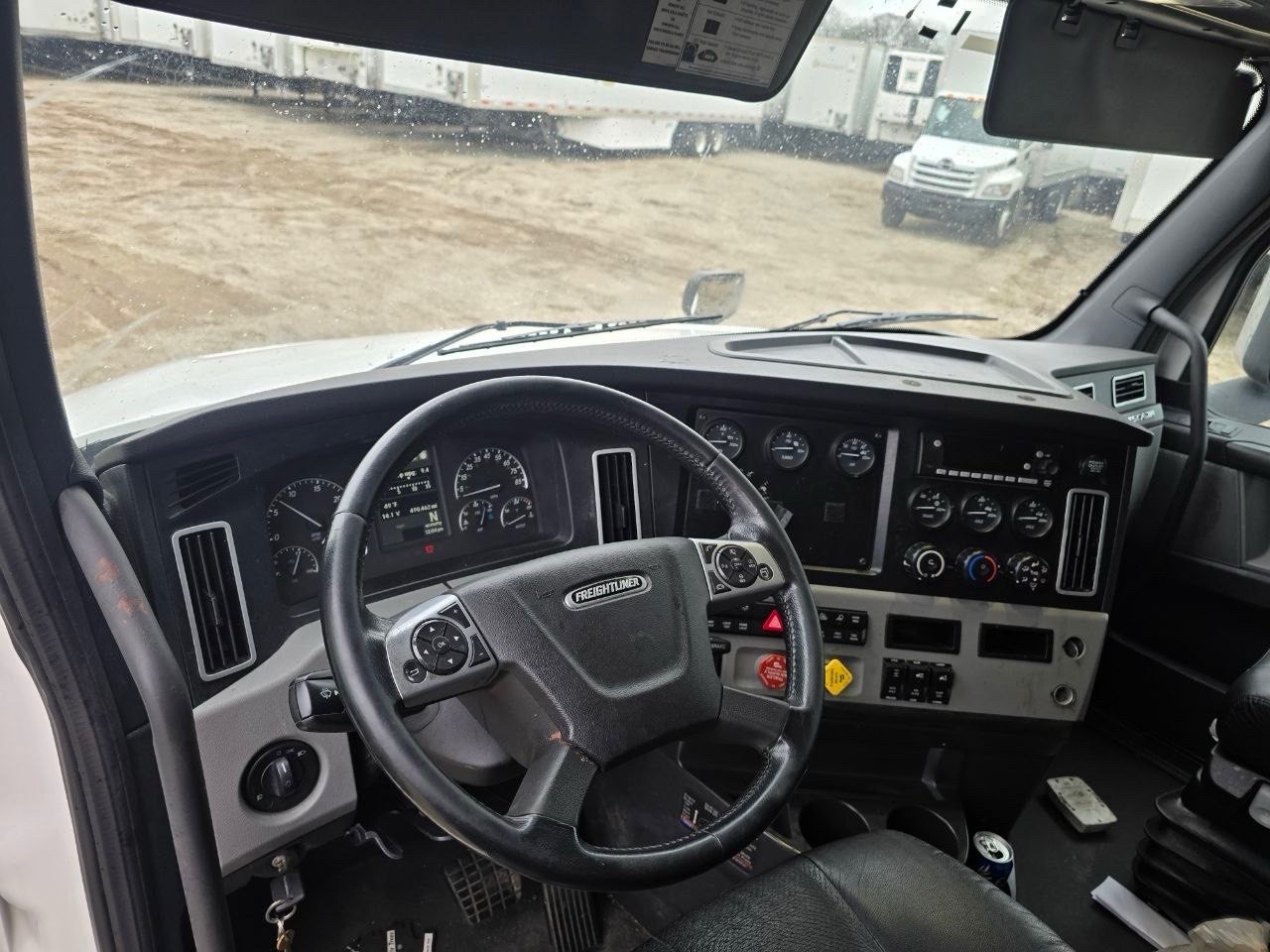 Freightliner Cascadia 126 Sleeper Truck, 2023 – Detroit DD15 / DT12 Automatic, Tandem Axle Class 8 Semi Tractor - Image 5