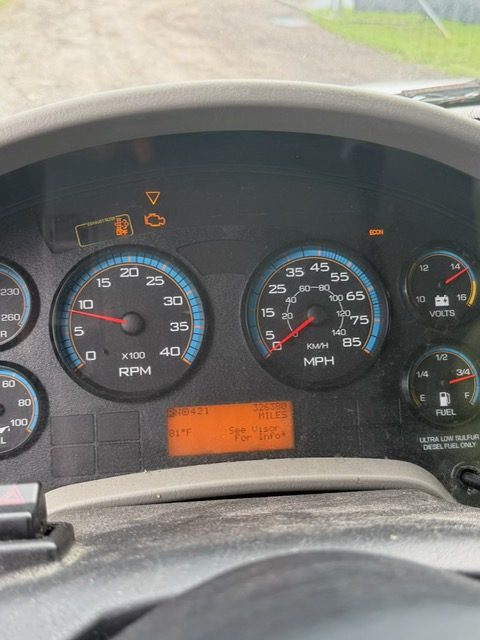 International 4300 Medium-Duty Straight Truck, 2018 – 24' Box Truck, Cummins Diesel, Allison Automatic - Image 10