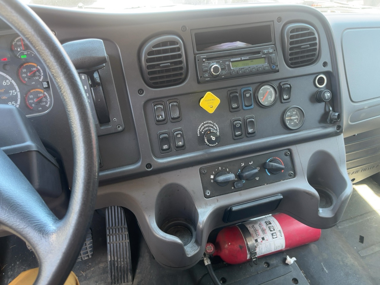 Freightliner M2 106 Medium Duty Truck, 2017 – Cummins Diesel, Allison Automatic, Air Brakes, Class 6/7 Commercial Chassis - Image 24