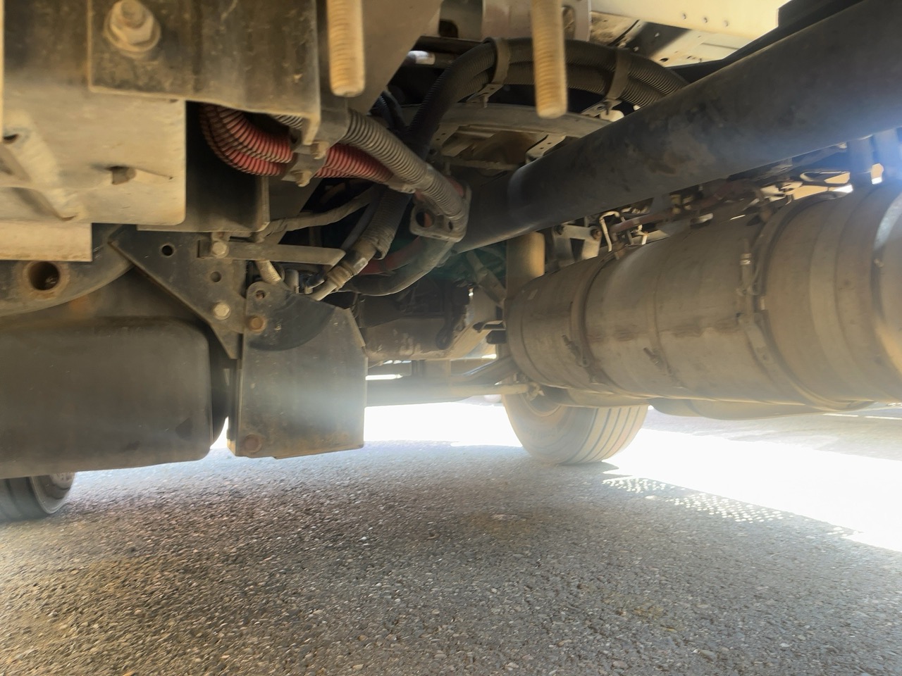 Freightliner M2 106 Medium Duty Truck, 2017 – Cummins Diesel, Allison Automatic, Air Brakes, Class 6/7 Commercial Chassis - Image 33