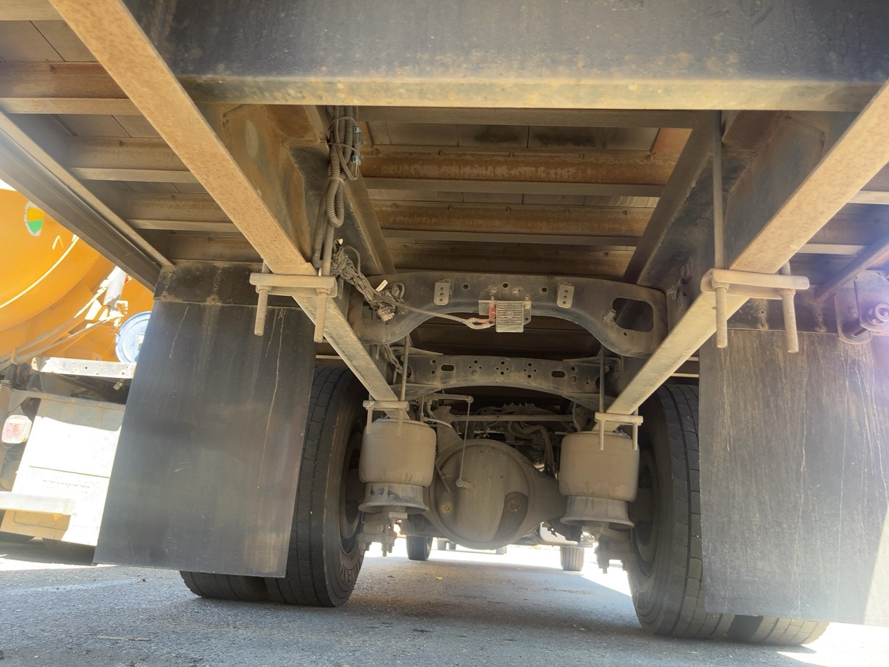 Freightliner M2 106 Medium Duty Truck, 2017 – Cummins Diesel, Allison Automatic, Air Brakes, Class 6/7 Commercial Chassis - Image 35