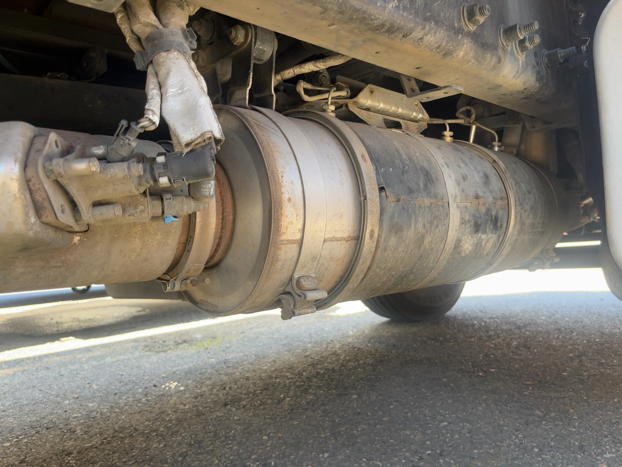 Freightliner M2 106 Medium Duty Truck, 2017 – Cummins Diesel, Allison Automatic, Air Brakes, Class 6/7 Commercial Chassis - Image 37