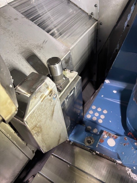 Matsuura LX160 5-Axis CNC VMC, 2014 - 42 Pallet Changer, Chip Conveyor, Renishaw Probe - Image 3