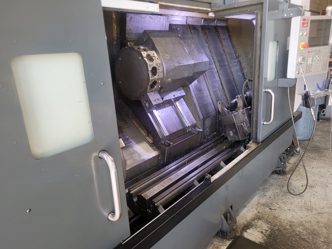 Haas ST-35LY CNC Lathe, 2020 - 62" Long Bed, 6K Live Tooling, Y-Axis, Tool Presetter - Image 3