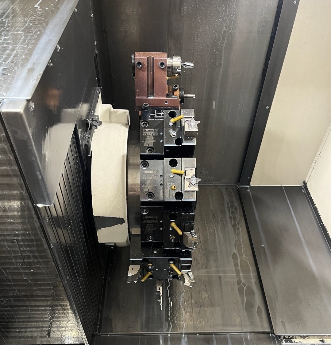 Okuma LT3000 EX Twin Star Multi Axis CNC Lathe, 2020 - Renishaw Probe, Bar Feeder, Chip Conveyor - Image 7
